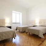 V Dinastia Lisbona