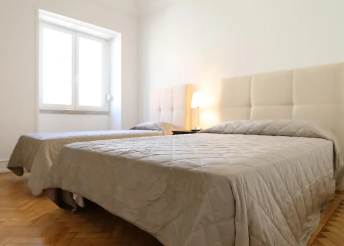 V Dinastia Vendégház 3*