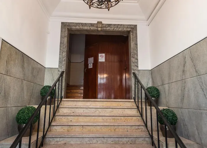 V Dinastia 3* 리스본