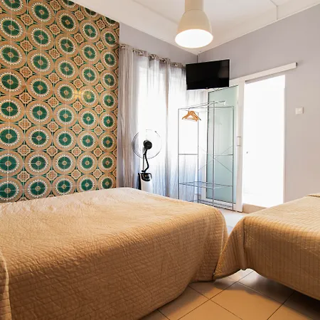 Vendégház V Dinastia