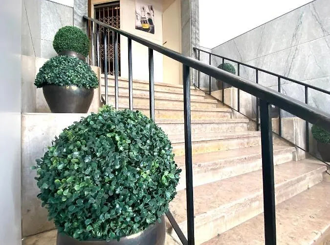 Konukevi V Dinastia Lisboa