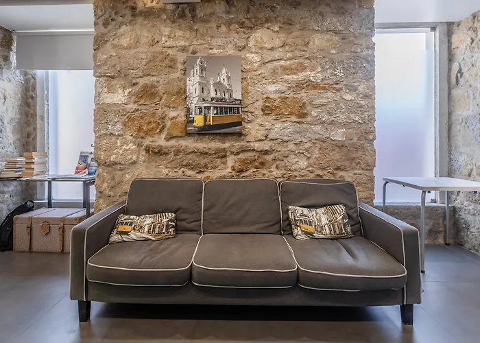 V Dinastia Konukevi Lisboa