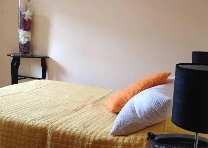 V Dinastia Konukevi 3*