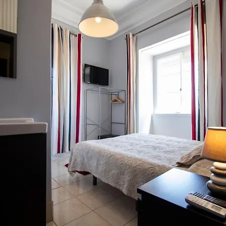 V Dinastia Guest house
