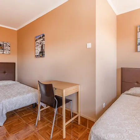 Casa de hóspedes V Dinastia 3*