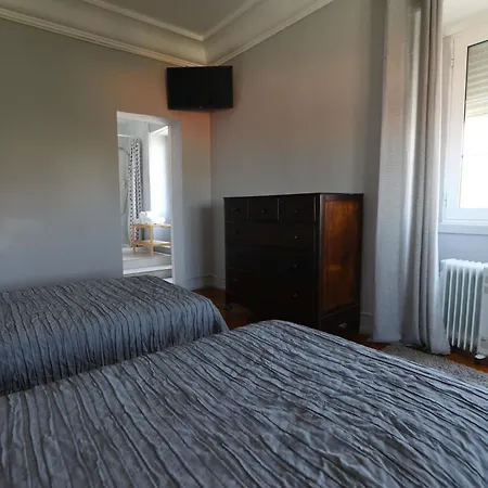 V Dinastia Guest house