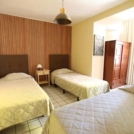 V Dinastia Guest house Lisbon
