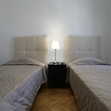 Πανσιόν V Dinastia 3*